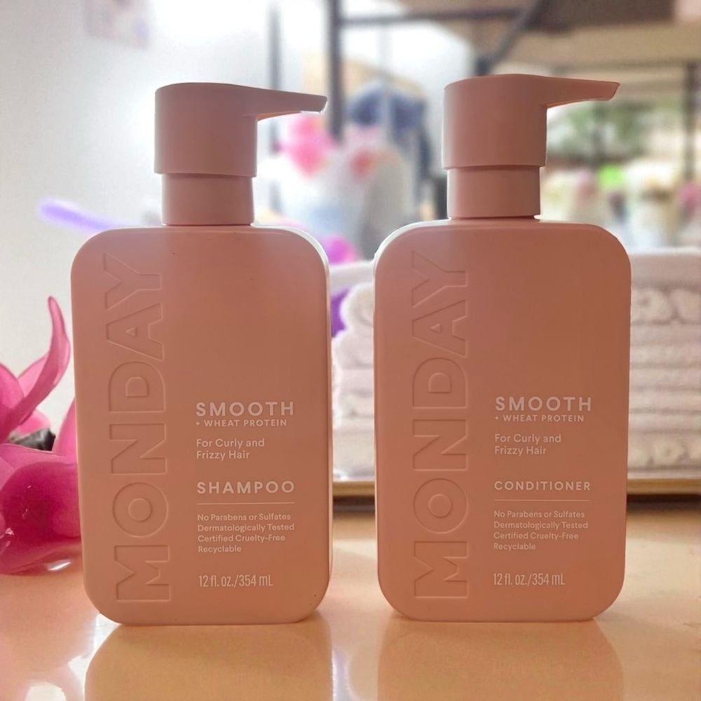 MONDAY Haircare Smooth Shampoo + Conditioner Set Wheat Protein for Curly Frizzy